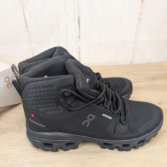 On-running Men\'s Size 11 Black Cloudrock Mid Hiking Boots Brand New main image 4